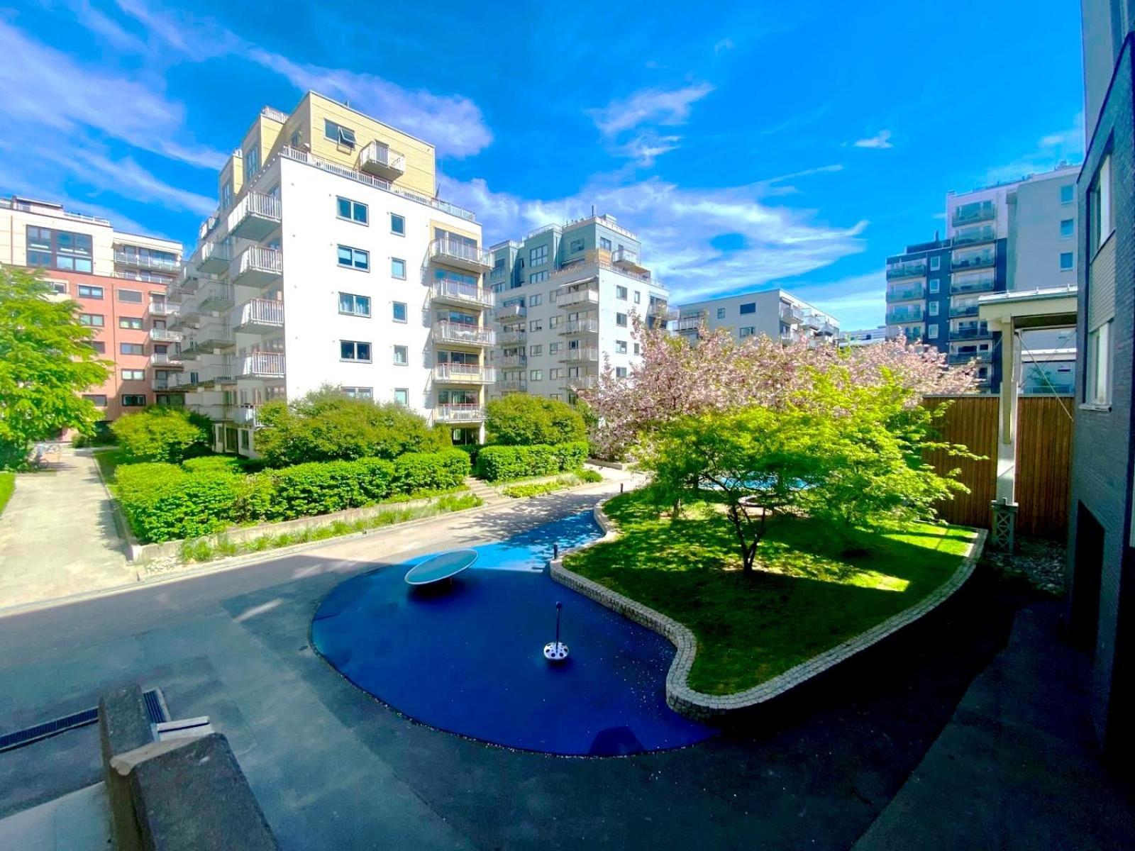 Center Flat With Balcony & Free Parking Apartment