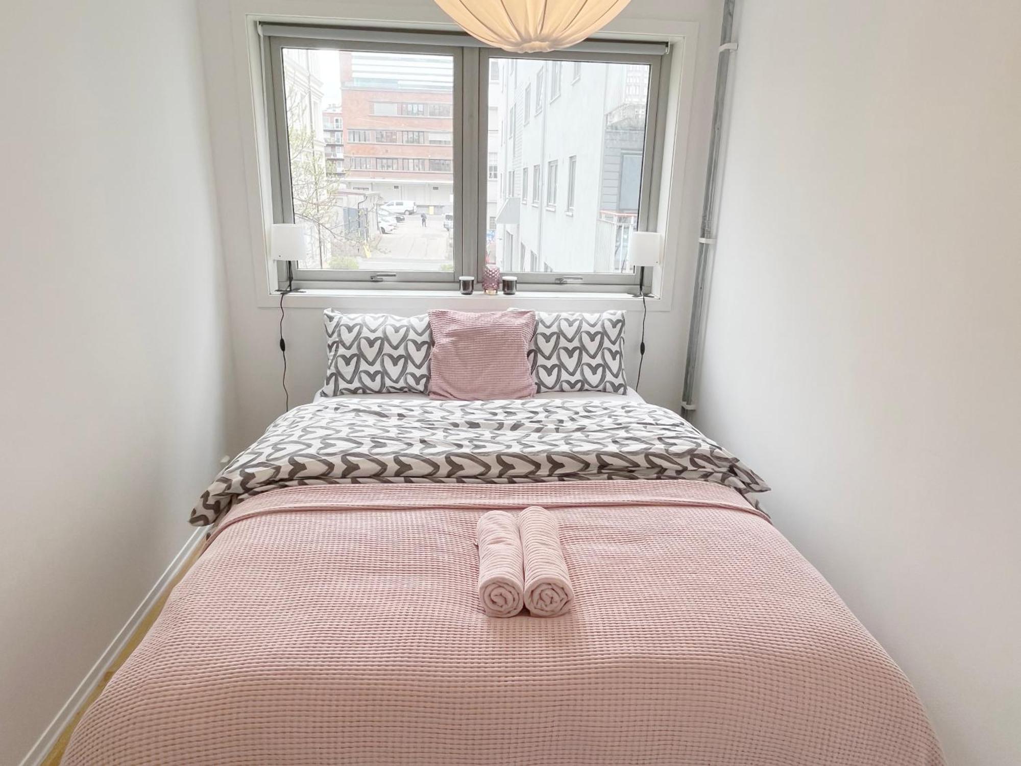 Apartment Center Flat With Balcony & Free Parking Oslo